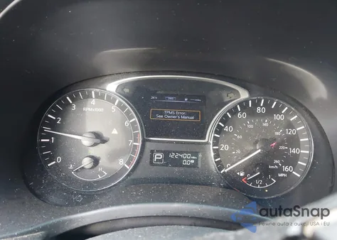 2015 Nissan Pathfinder S z USA, uszkodzony, nr VIN 5N1AR2MM1FC618773